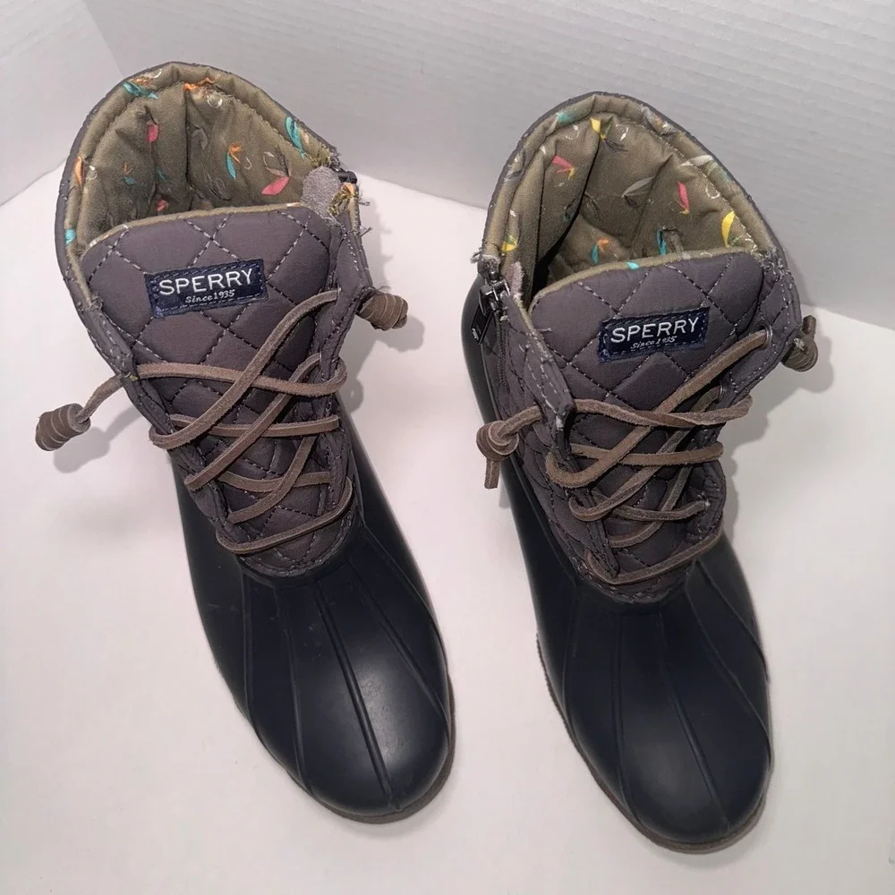 Sperry women saltwater